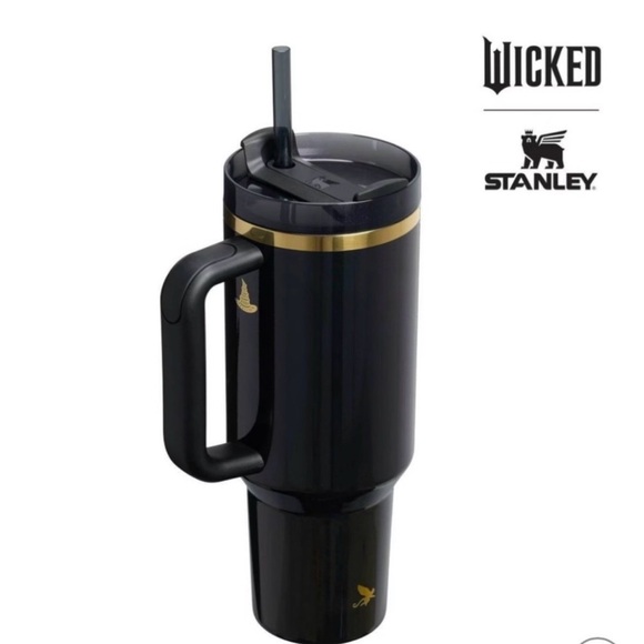 Stanley 40 Oz Stainless Steel H2.0 Flowstate Quencher Tumbler Elphaba For Good. - Picture 2 of 4